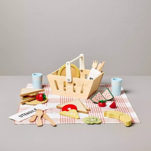Hearth & Hand Magnolia Toy Picnic Basket‎ Playset 32pc - Target - Picture 1 of 4